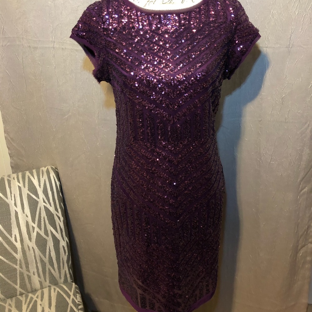 Vince Camuto Plum Art Deco Dress - Size 8